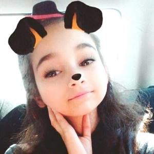 Meet your Posher, Kelly-alex